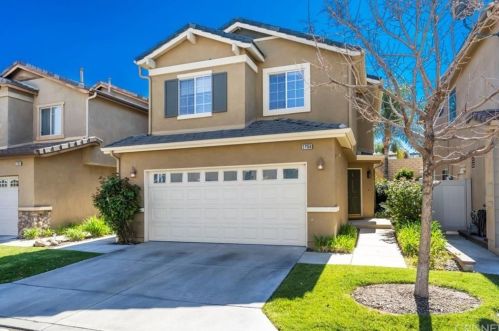 27156 Marisa Dr, Santa Clarita, CA 91387-8249