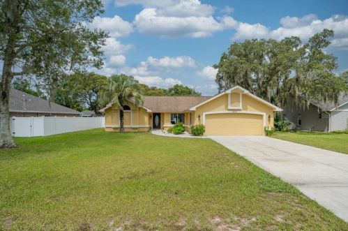 2209 Pinta Ave, Brooksville, FL 34609-5462