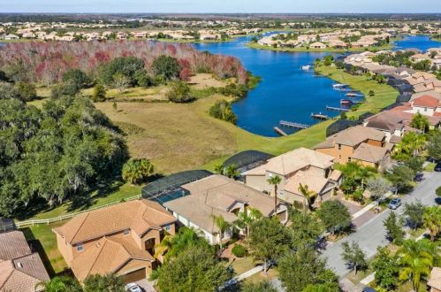 3730 Eagle Isle Cir, Kissimmee FL 34746-1908 exterior