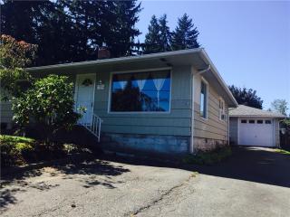 7328 Beverly Ln, Everett, WA 98203-5507