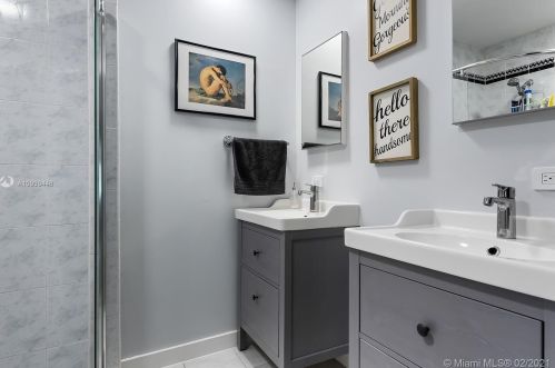 800 46th Ave, Hollywood FL  33021-5909 exterior