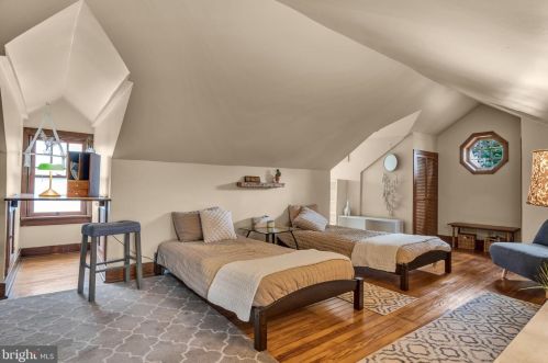 125 Parker St, Carlisle PA  17013-2821 exterior