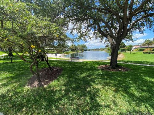 14230 Alamanda Ave, Hialeah FL  33014-2909 exterior