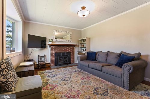 3894 Yerkes Rd, Collegeville PA  19426-3209 exterior