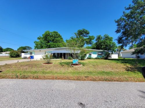 1801 Kumquat Dr, Edgewater, FL 32132-3417