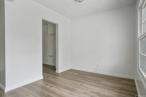 1140 71st Way, Long Beach CA  90805-1032 exterior