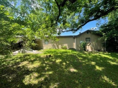 116 Harrison St, Denison, TX 75021-6718