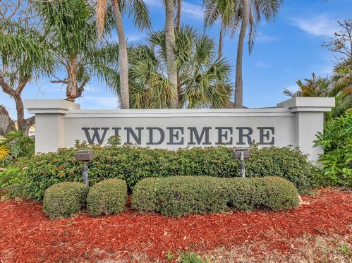 80 Maple Ln, Boynton Beach, FL 33436-9001