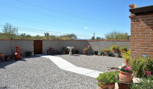 5200 Calle Del Ciervo, Tucson AZ 85750-1812 exterior