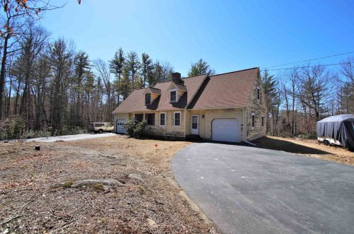 8 Millbrook Rd, Brookline, NH 03033-2465
