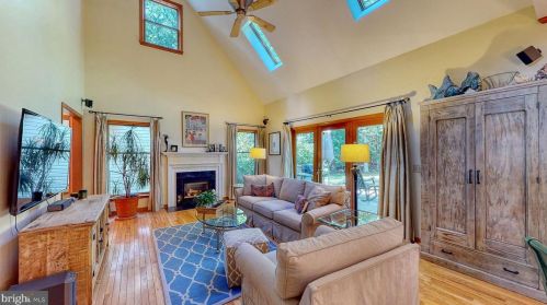 32180 Oak Dr, Lewes, DE 19958-3663
