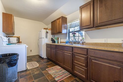 3595 Fm 49, West Mineola TX  75773-3867 exterior