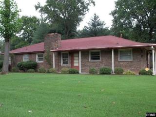 722 Mccombs St, Martin, TN 38237-1510