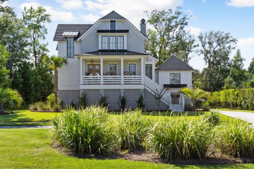 3035 Yachtsman Dr, Mount Pleasant, SC 29466-2449
