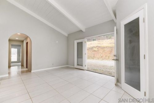 11949 Rocoso Rd, Lakeside, CA 92040-1037