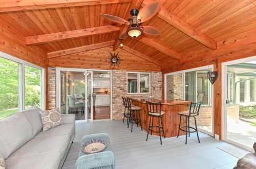 12427 Golf Dr, Thiensville WI  53092-2462 exterior