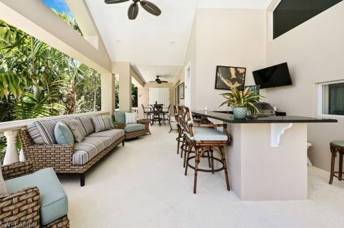 2969 Wulfert Rd, Sanibel, FL 33957-2214