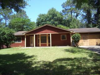 4694 Pimlico Dr, Tallahassee, FL 32309-1938