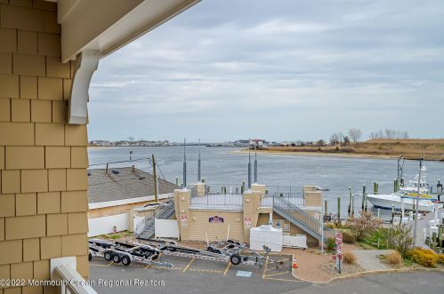 203 Riv Mist Way, Brielle NJ 08730-1465 exterior