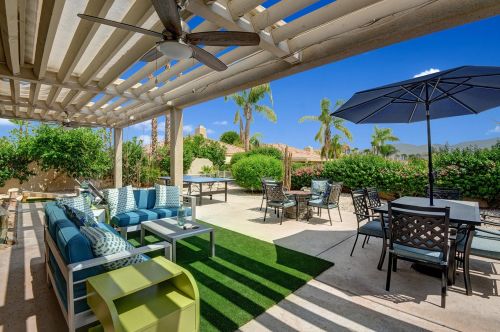 88 Kavenish Dr, Rancho Mirage CA  92270-3247 exterior