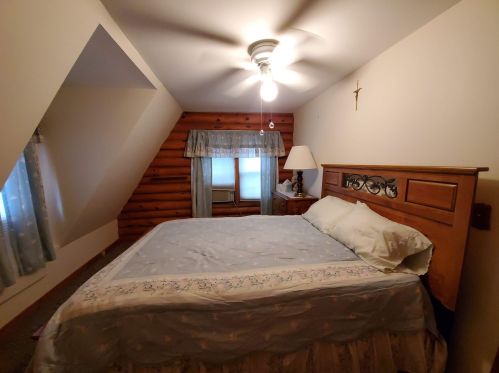 163 Jones Hill Rd, Enfield NH  03748-3307 exterior