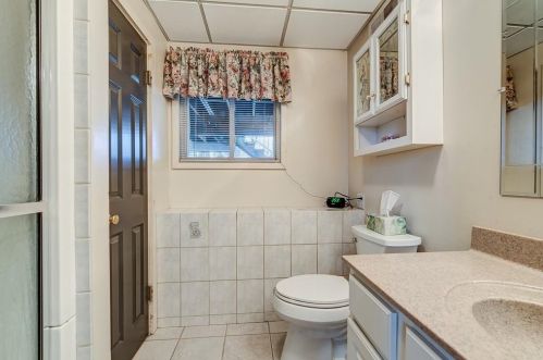 21 Jaffrey St, Providence RI  02919-6632 exterior