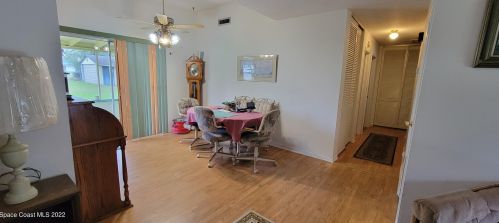 525 Fern Ave, Titusville, FL 32796-2438