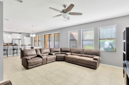 1854 Altavista Cir, Lakeland FL  33810-2795 exterior