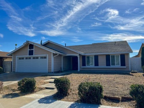 864 Dunes St, Ontario, CA 91761-6724