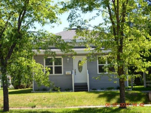 216 Grant St, Woodboro, WI 54501-3410