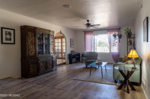 5463 Stonehouse Pl, Tucson, AZ 85750-9674