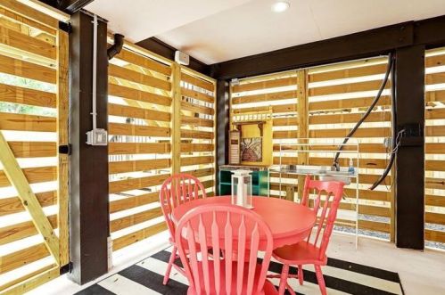 1311 13 St, Galveston TX 77550-8206 exterior