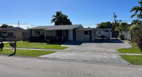7930 174th St, Hialeah, FL 33015-3617