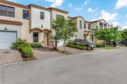 20921 1st Ct, Hollywood, FL 33029-1019