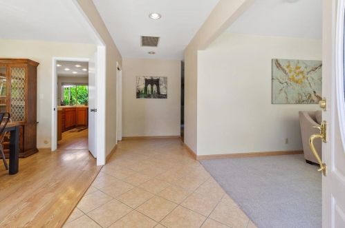 4400 Calle De Farrar, San Jose CA  95118-1909 exterior