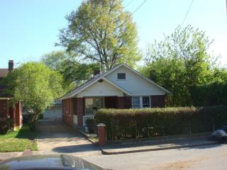 3569 Carnes Ave, Memphis, TN 38111-5703