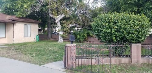 8429 Priscilla St, Downey, CA 90242-4450