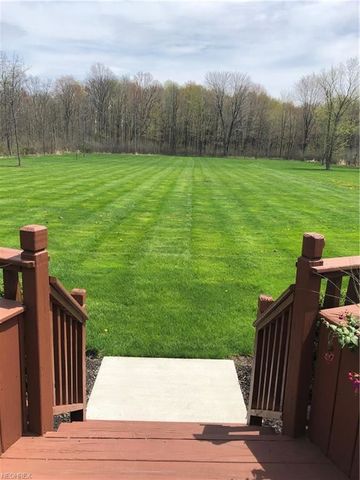 6485 Liberty Rd, Cleveland OH  44139-3223 exterior