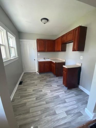 3111 Cavanaugh Ave, Cincinnati, OH 45211-8011