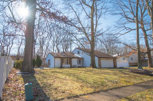 13 Winchester Dr, Jackson Twp NJ  08527-2624 exterior