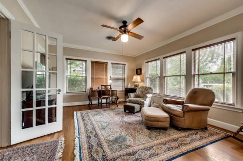 3922 Houston St, Greenville TX  75401-5902 exterior
