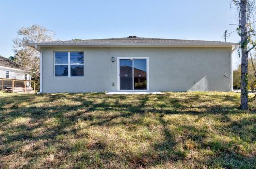 7725 98th Ave, Vero Beach FL  32967-2747 exterior