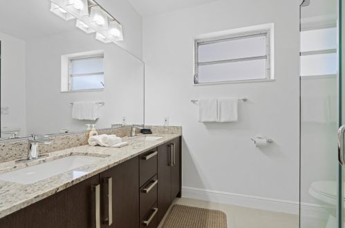 1831 56 Ave, Hollywood FL exterior