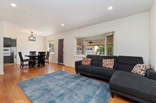 1006 Courtney Ave, Fullerton CA 92833-4461 exterior