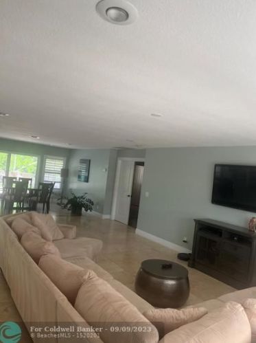 2551 Racquet Club Dr, Palm City FL  34990-2304 exterior