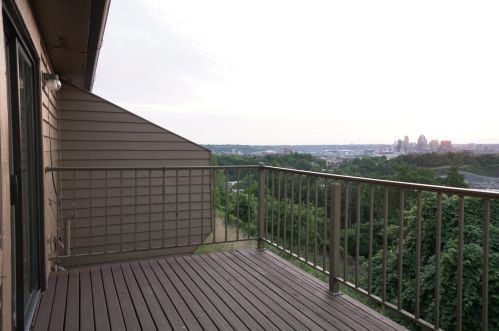 5010 Nob Hl Dr, Newport KY  41075-4096 exterior