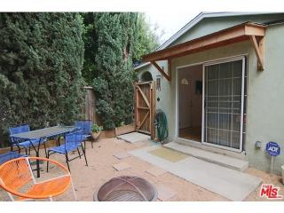 2860 Holt Ave, Los Angeles, CA 90034-2511