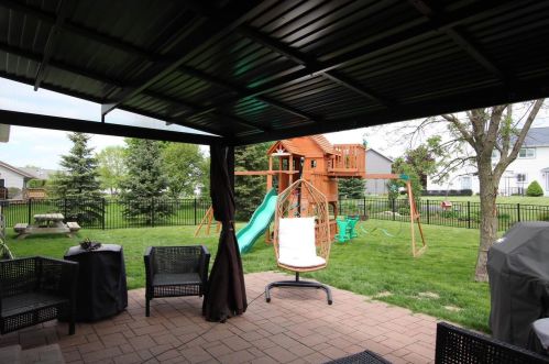 473 Pine Tree Dr, Fond Du Lac WI  54935-5474 exterior