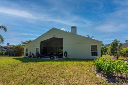 585 Serenity Pl, Lake Mary FL  32746-6387 exterior