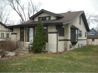 2723 Randolph St, Minneapolis, MN 55418-2621